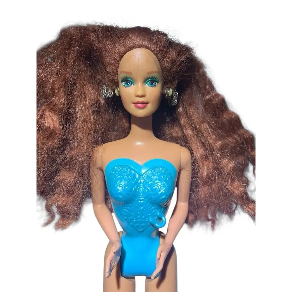 Vintage 1993 Barbie Locket Surprise Kayla Red Hair Blue Heart Doll Mattel 11209